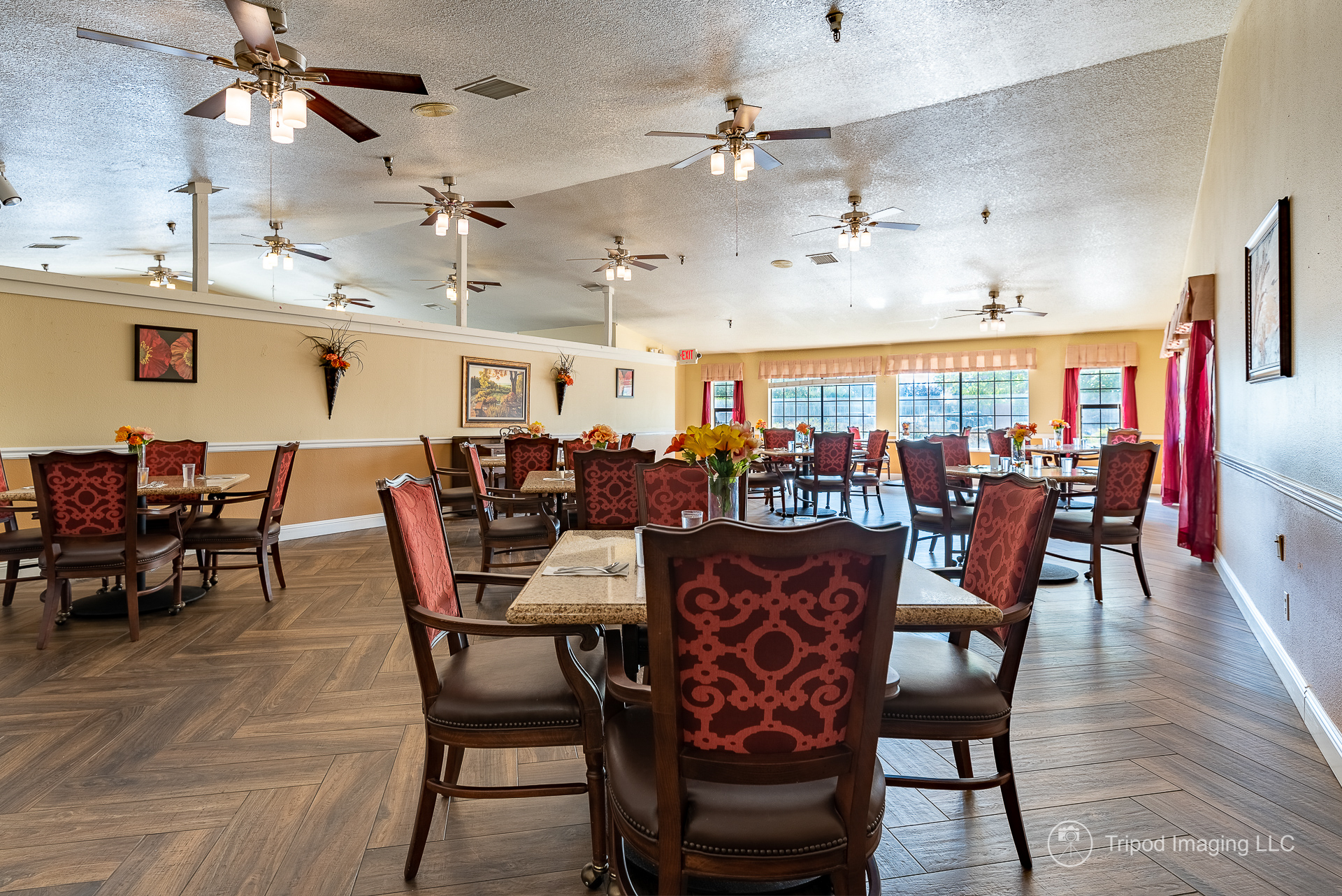 another image of the movie room with lounge chairs